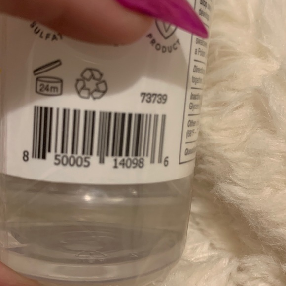 Olivia Care cleansing lemon hand sanitizer ✨eight 4 oz bottles - Picture 3 of 3